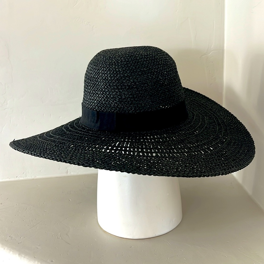 H&M Black Straw Hat Size M (56cm)